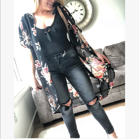 Tops - Leila Hello Spring Kimono - Black Floral